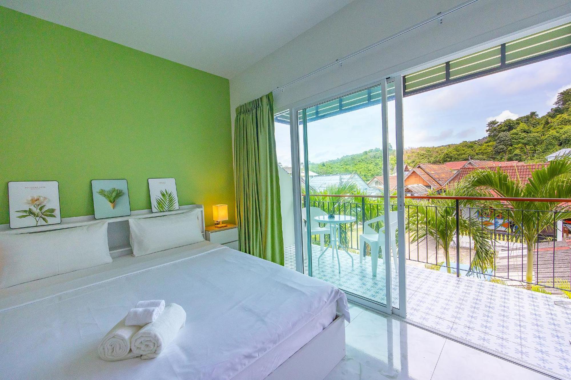 Karon Hotel At 22 Bagian luar foto
