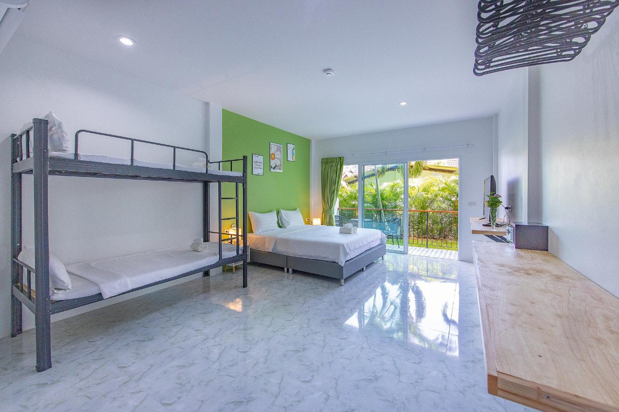 Karon Hotel At 22 Bagian luar foto