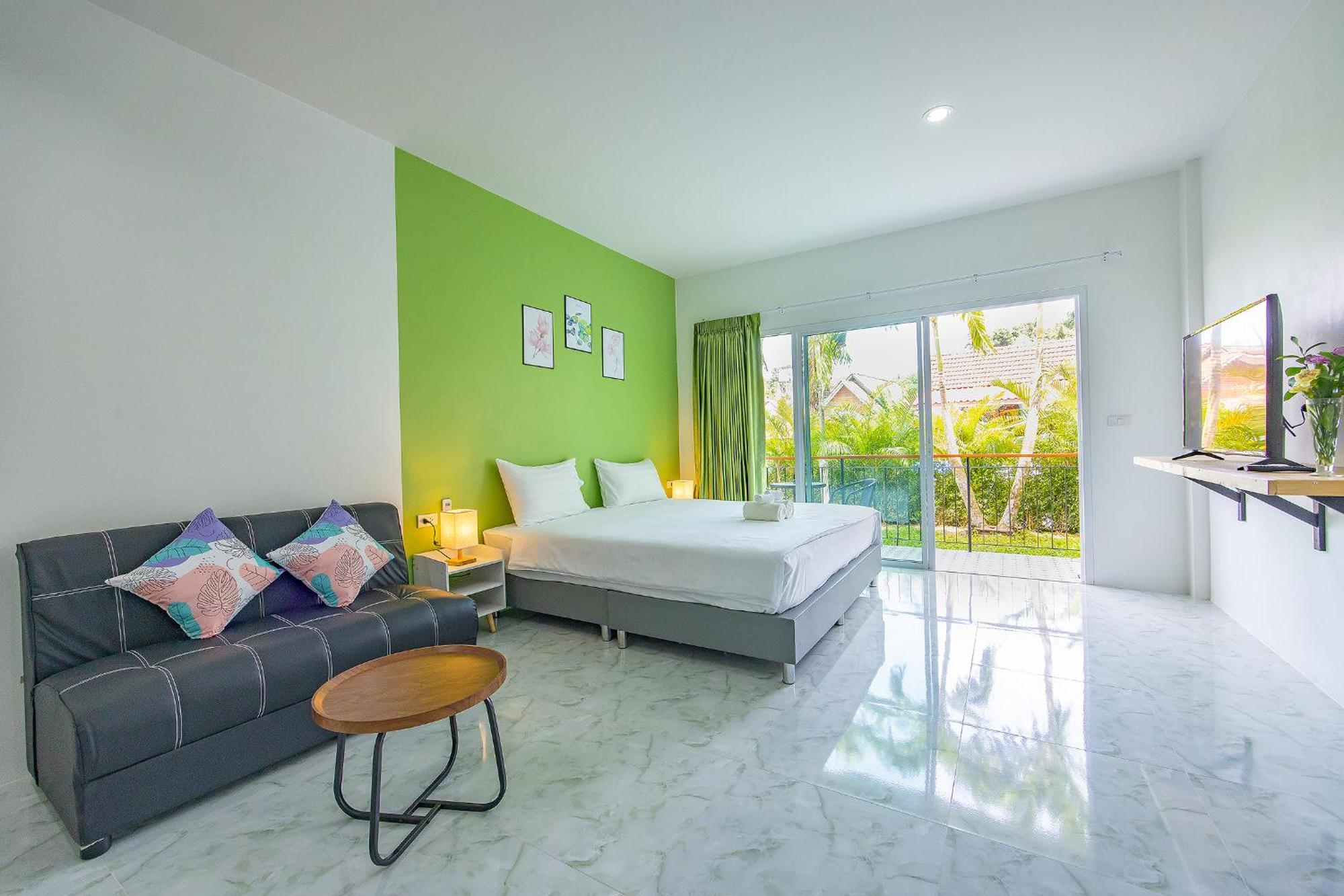 Karon Hotel At 22 Bagian luar foto